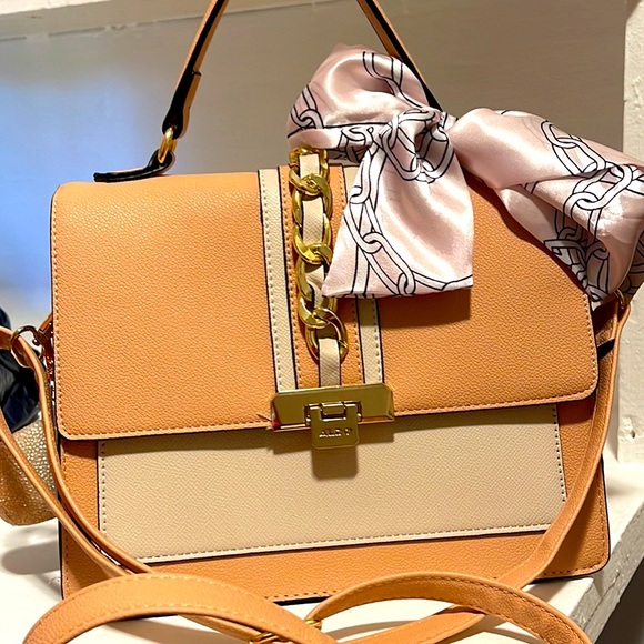 ALDO PURSE - Picture 1 of 2